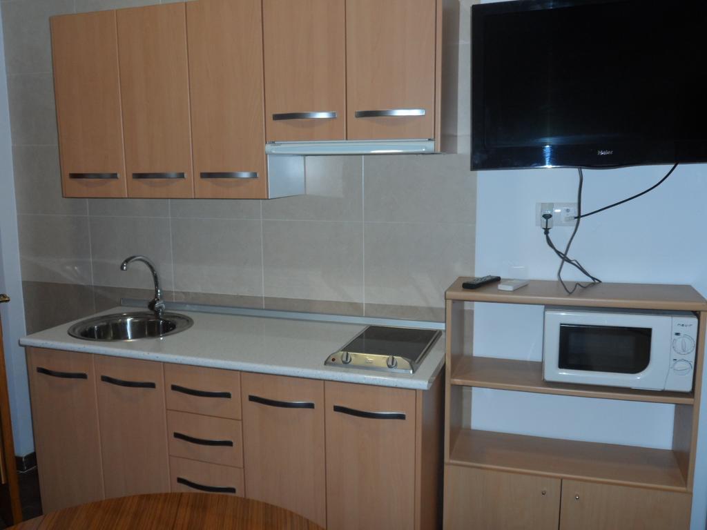 Hostal Via Del Caminante Madrigalejo エクステリア 写真