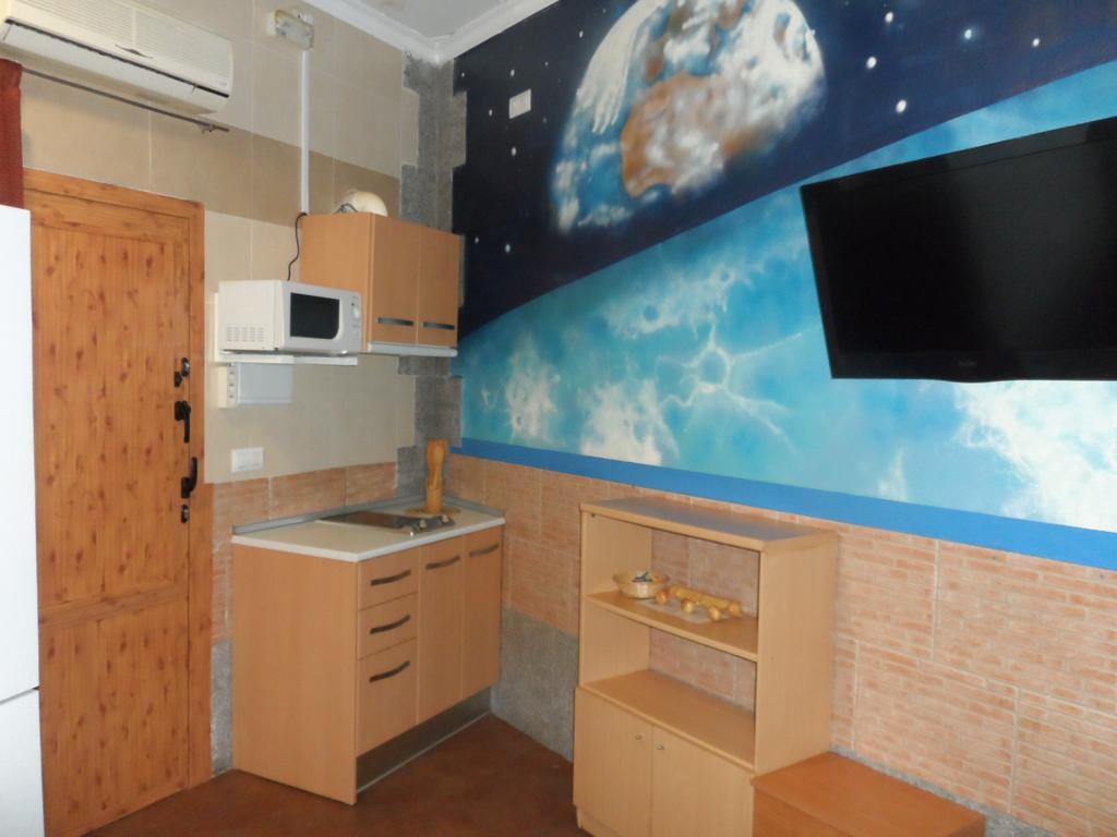 Hostal Via Del Caminante Madrigalejo エクステリア 写真
