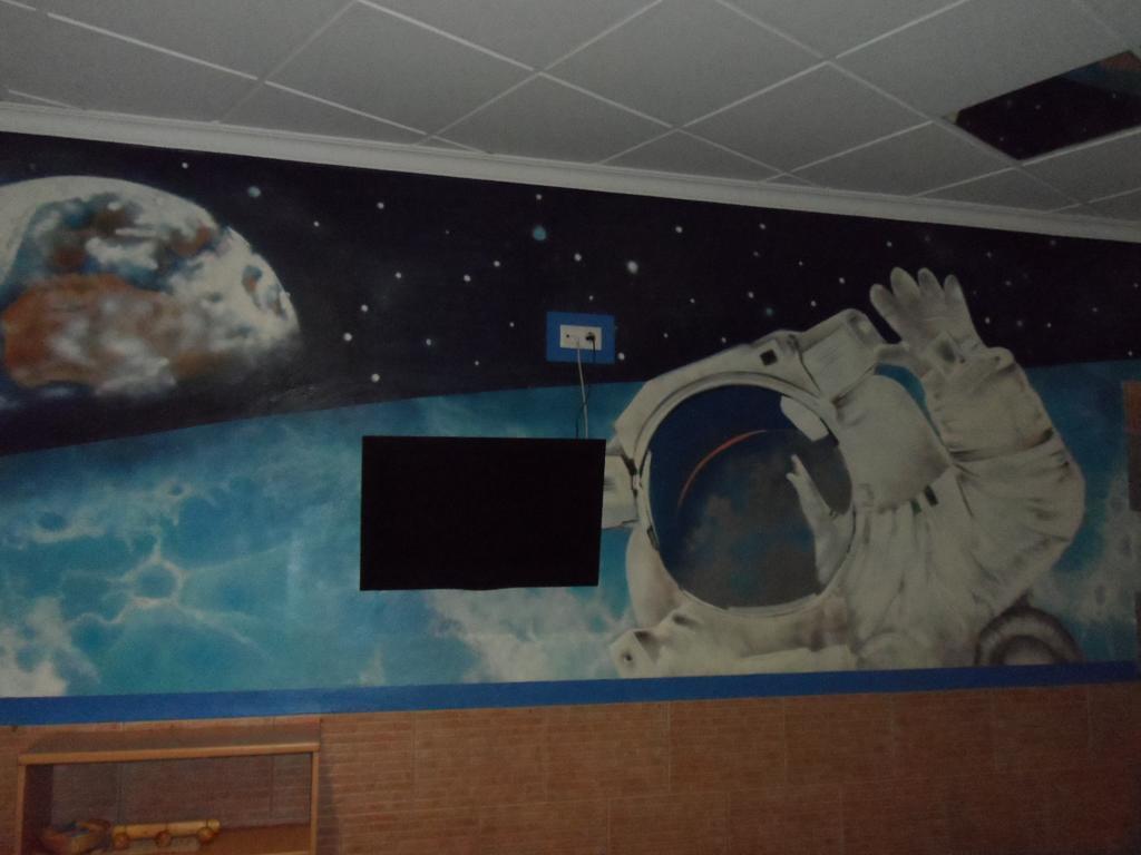 Hostal Via Del Caminante Madrigalejo エクステリア 写真